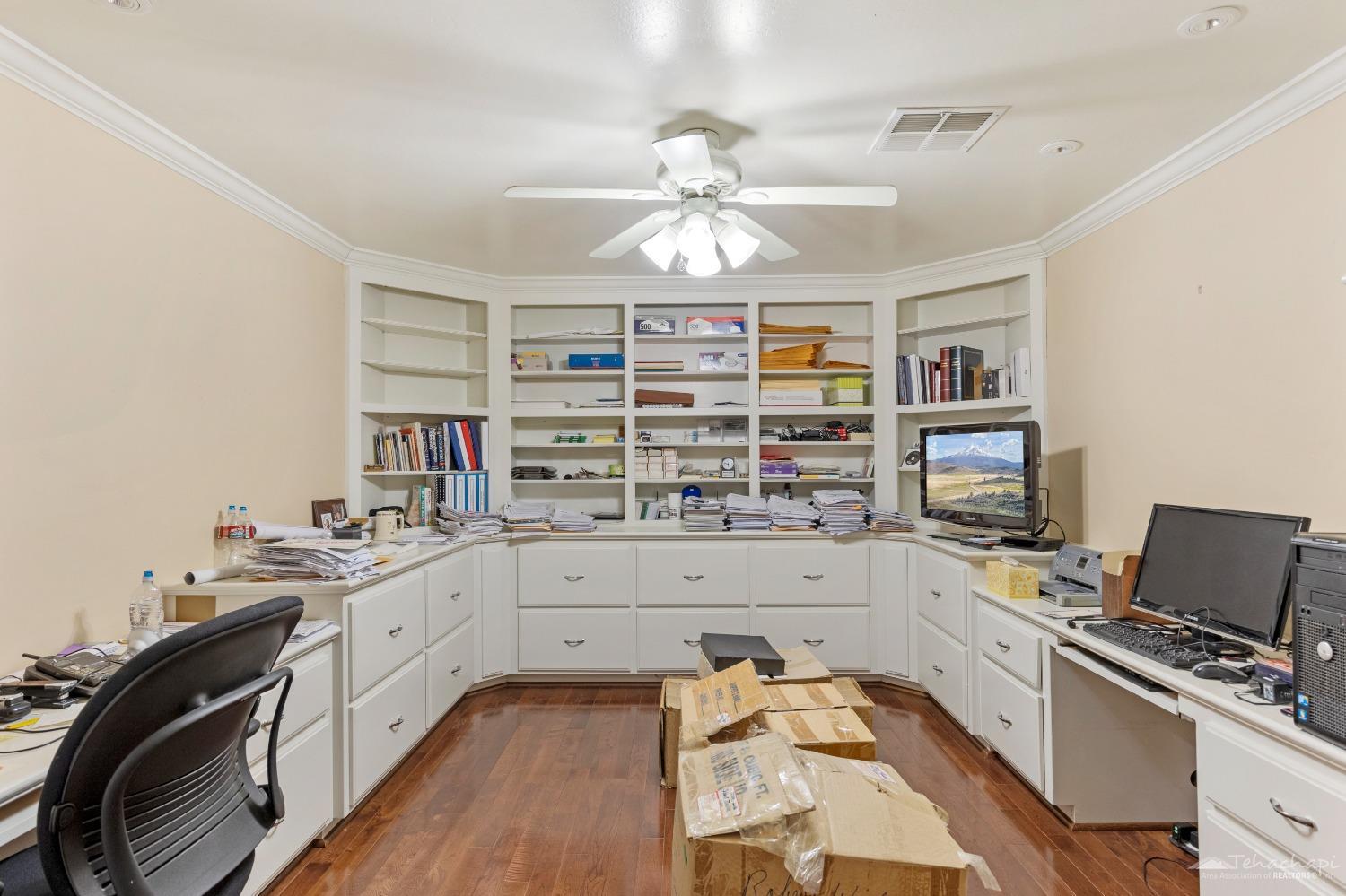 20700 Oak Glen Court