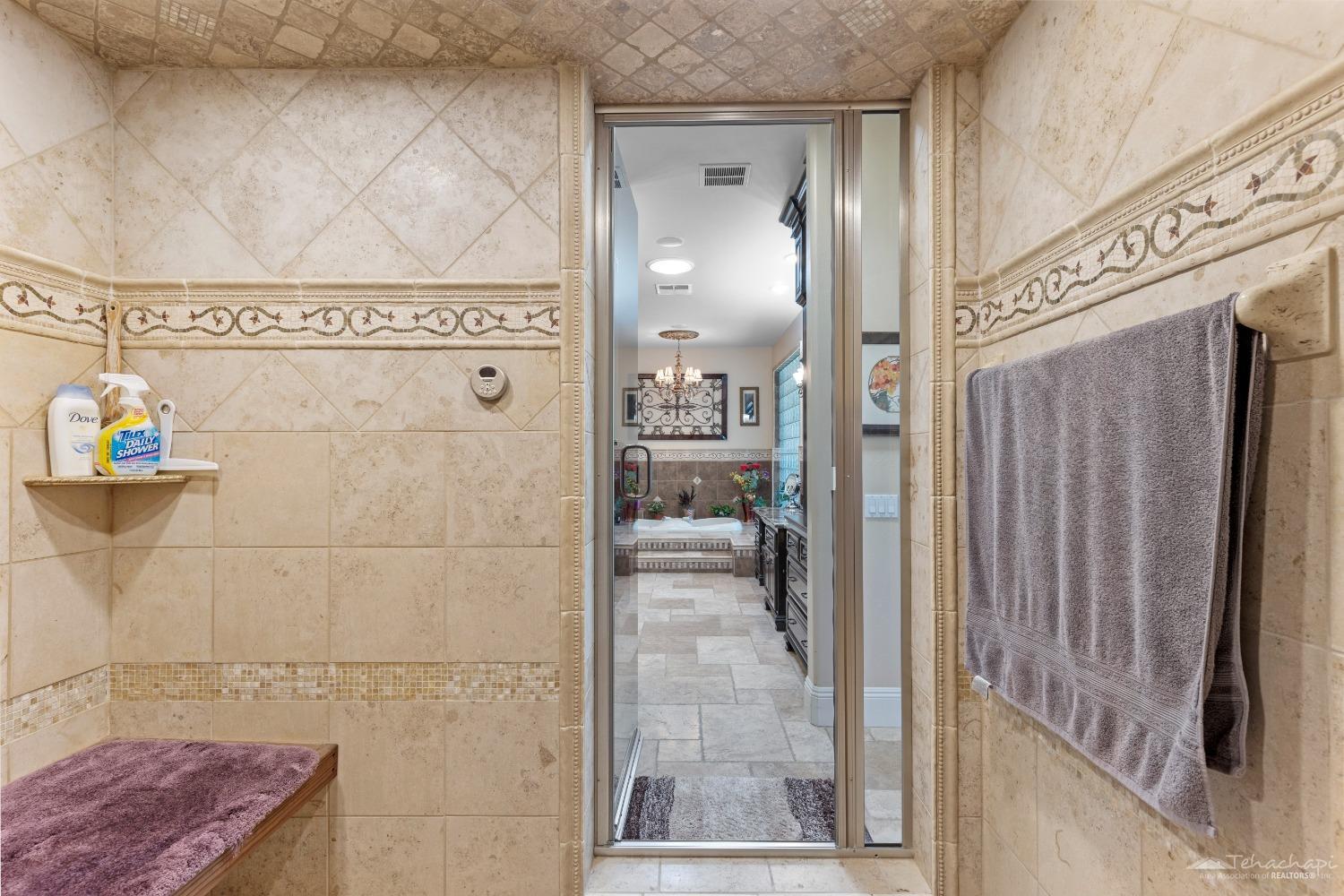 20700 Oak Glen Court