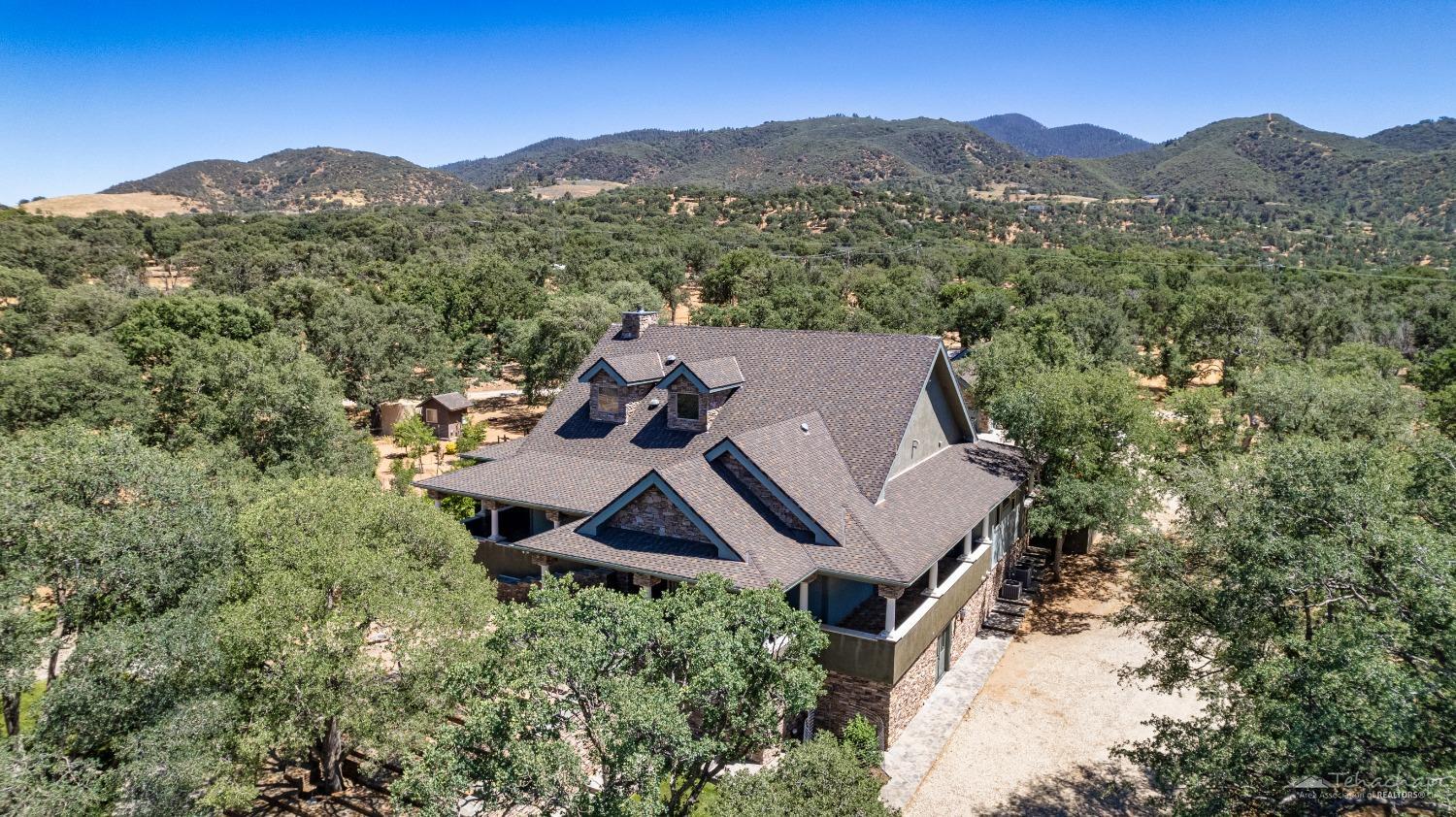 20700 Oak Glen Court