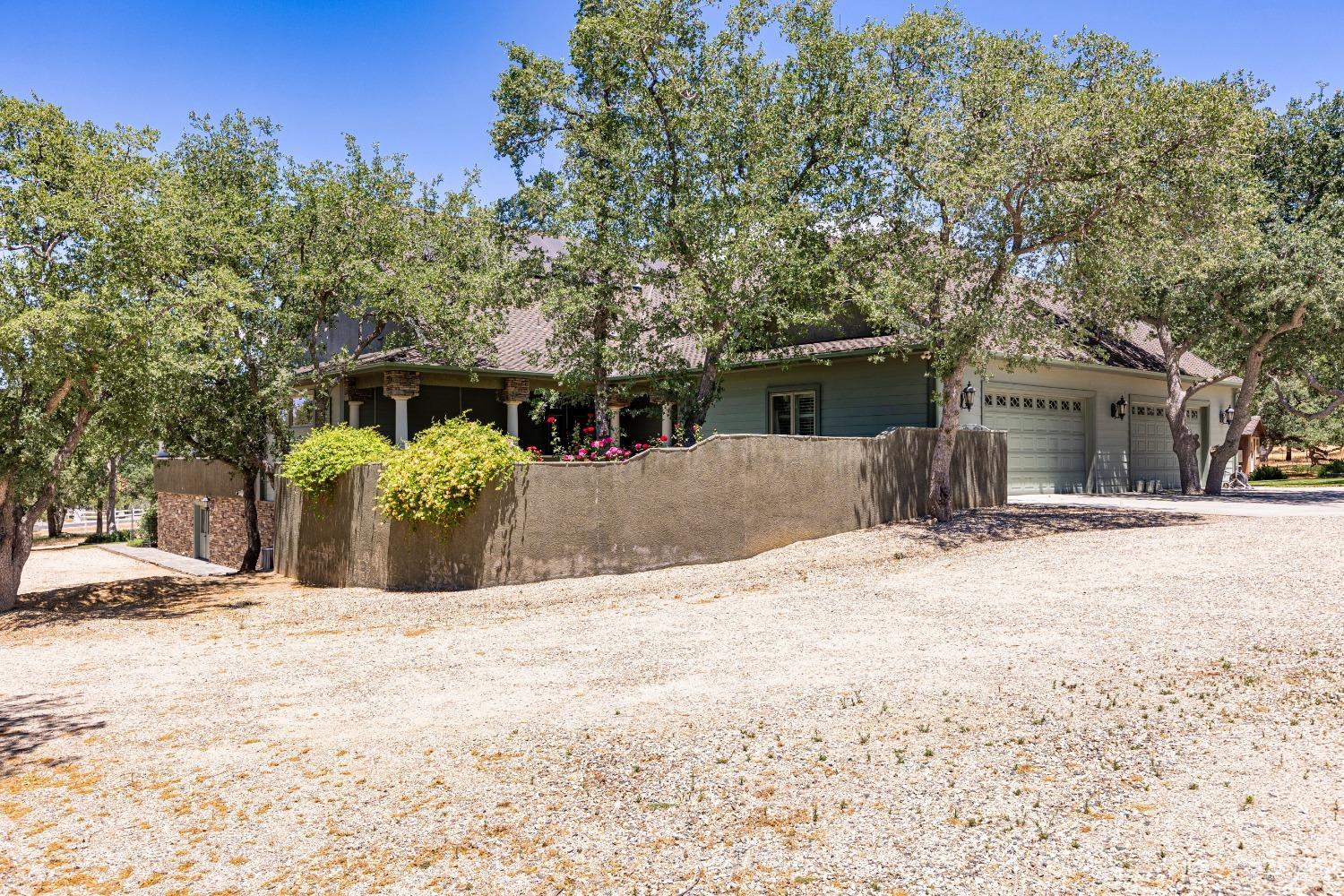 20700 Oak Glen Court