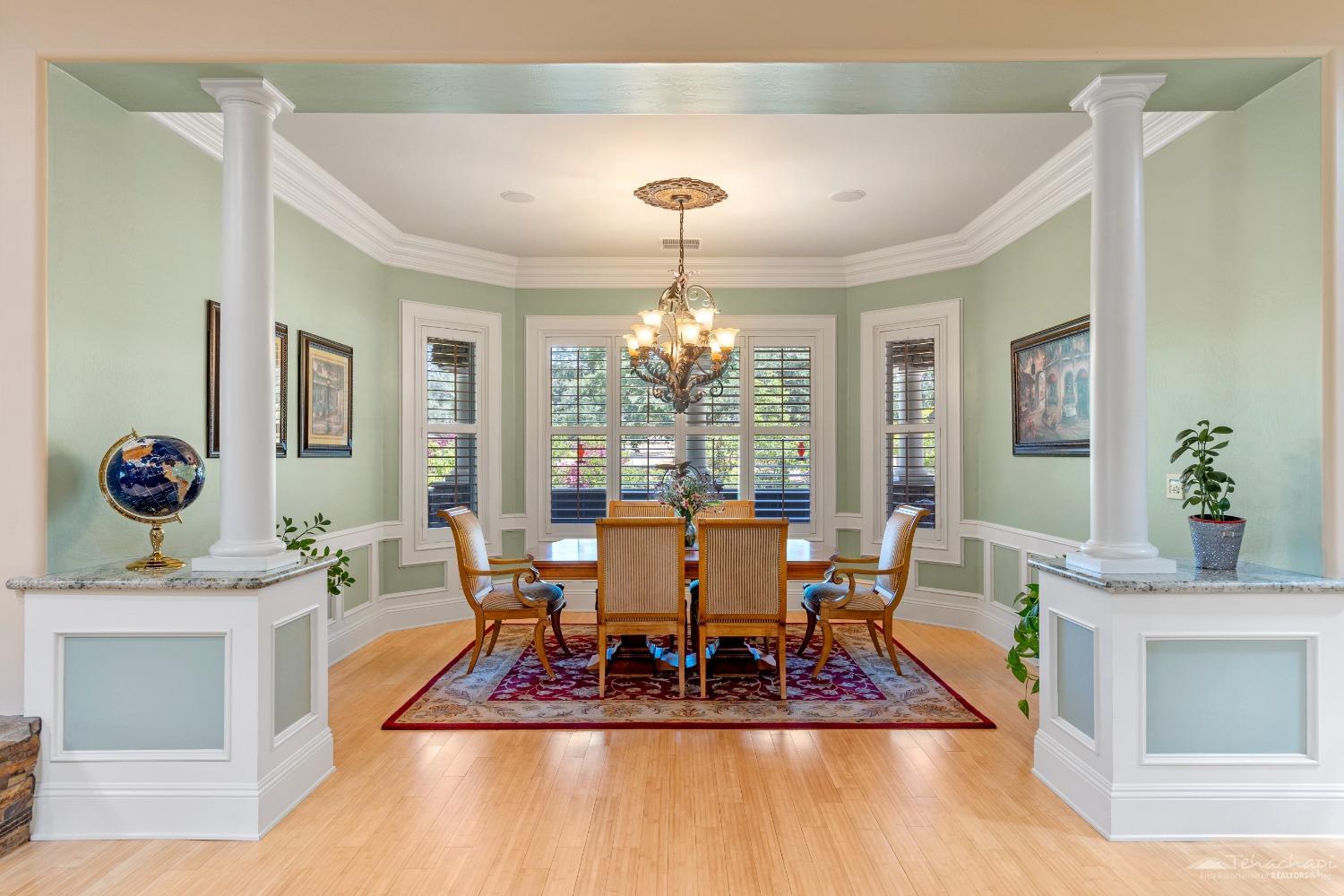 20700 Oak Glen Court