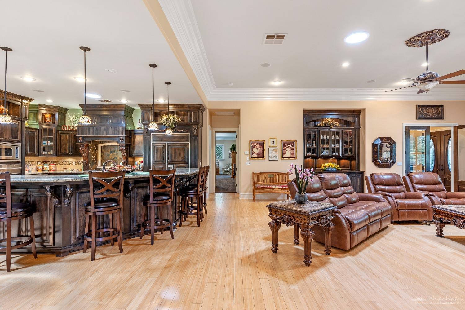 20700 Oak Glen Court
