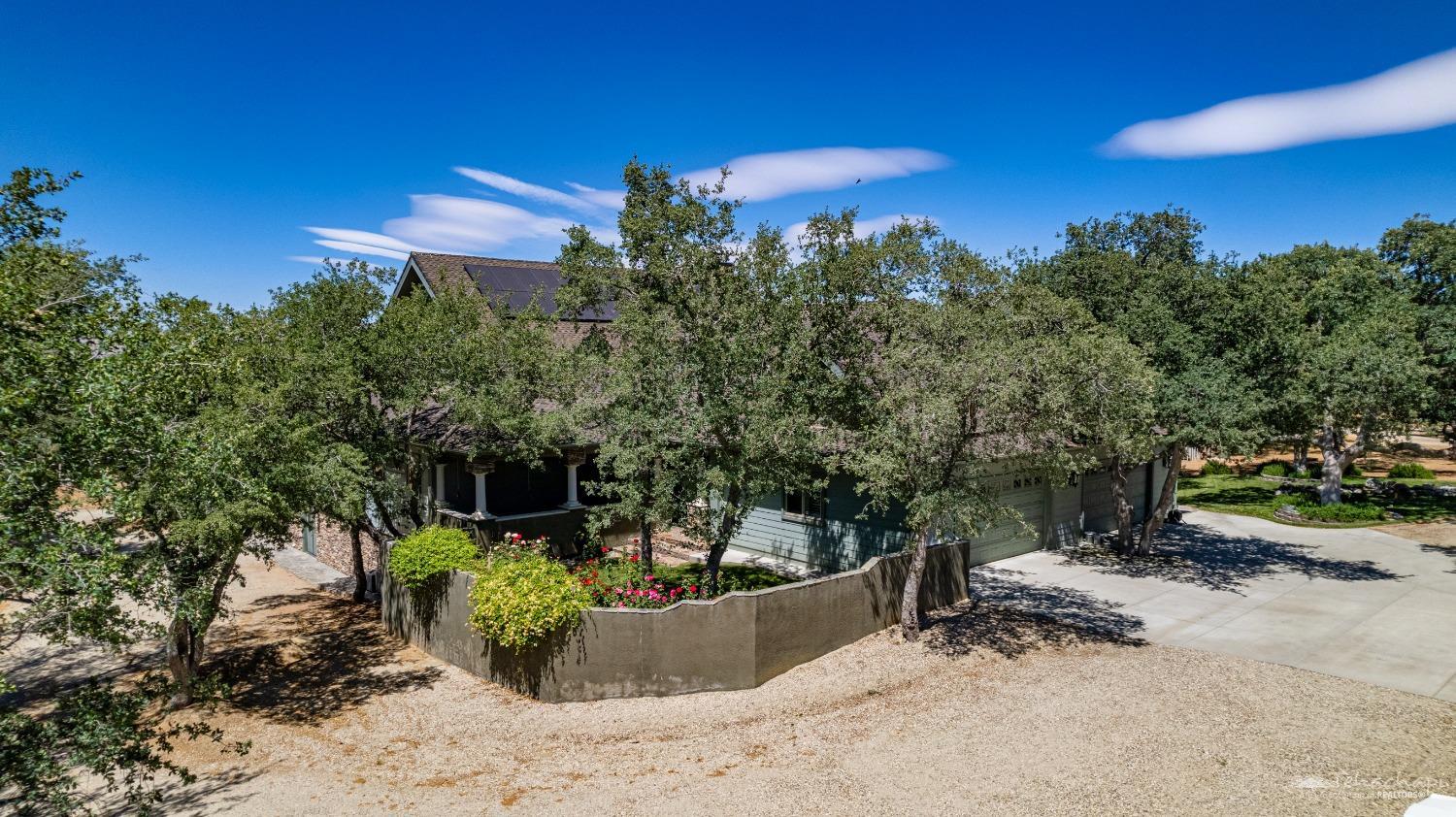 20700 Oak Glen Court