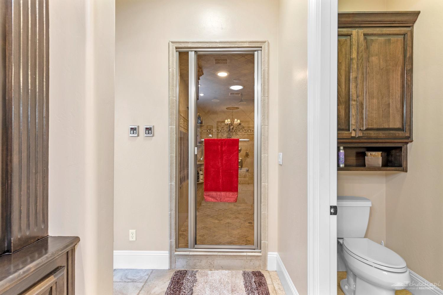20700 Oak Glen Court