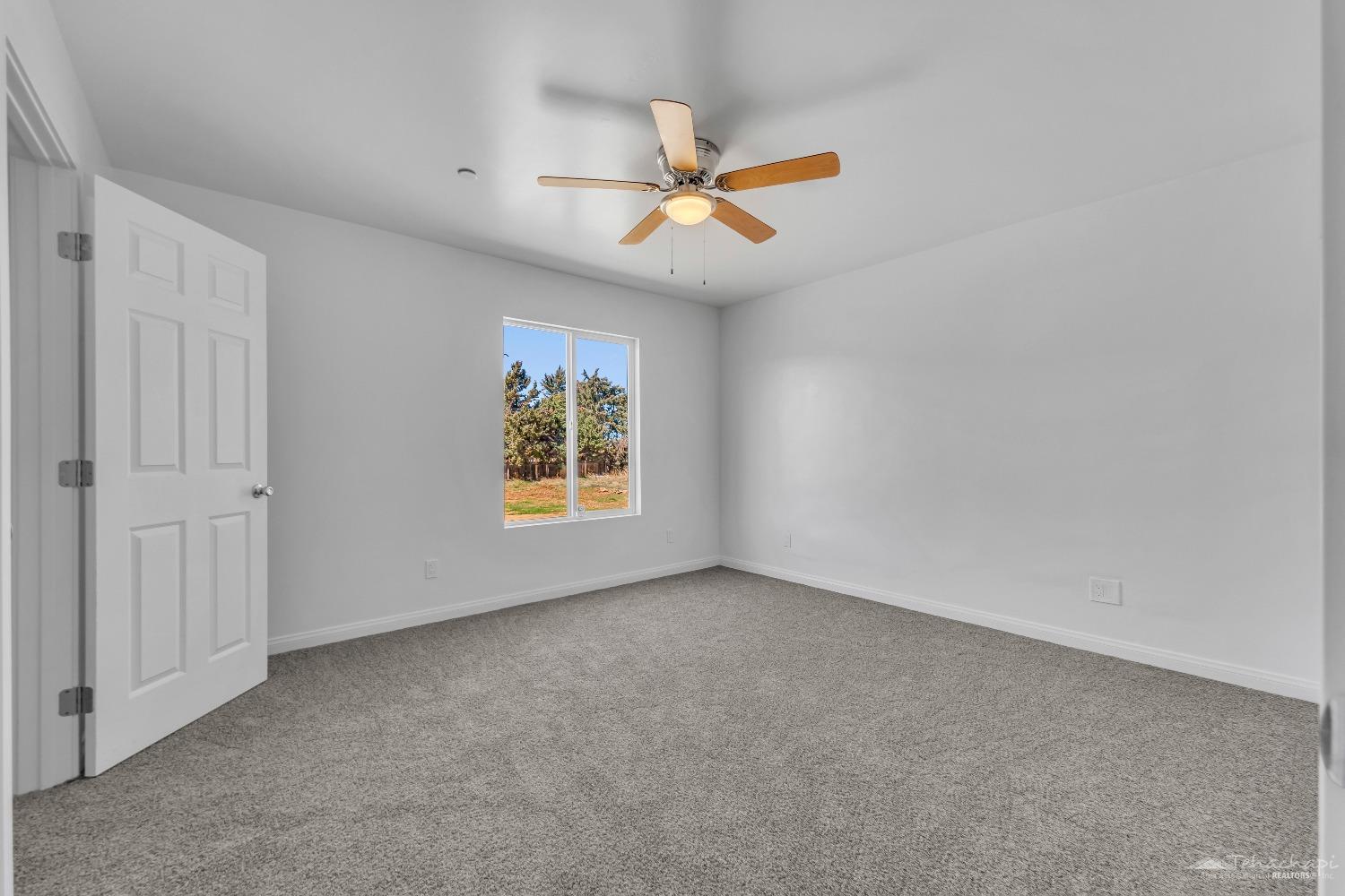21605 Golden Star Boulevard