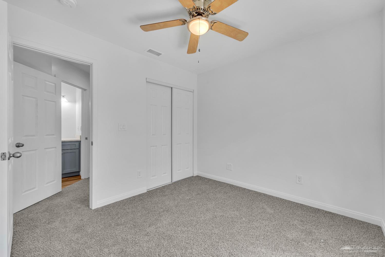 21605 Golden Star Boulevard