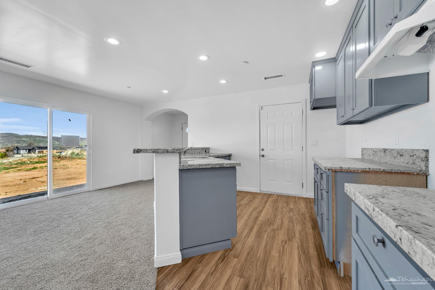 21605 Golden Star Boulevard