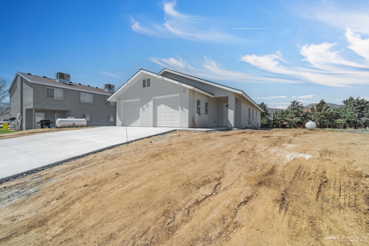 21605 Golden Star Boulevard