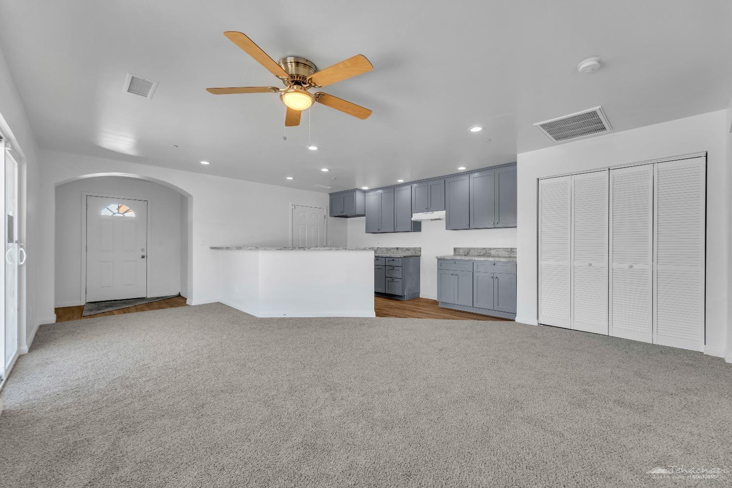 21605 Golden Star Boulevard