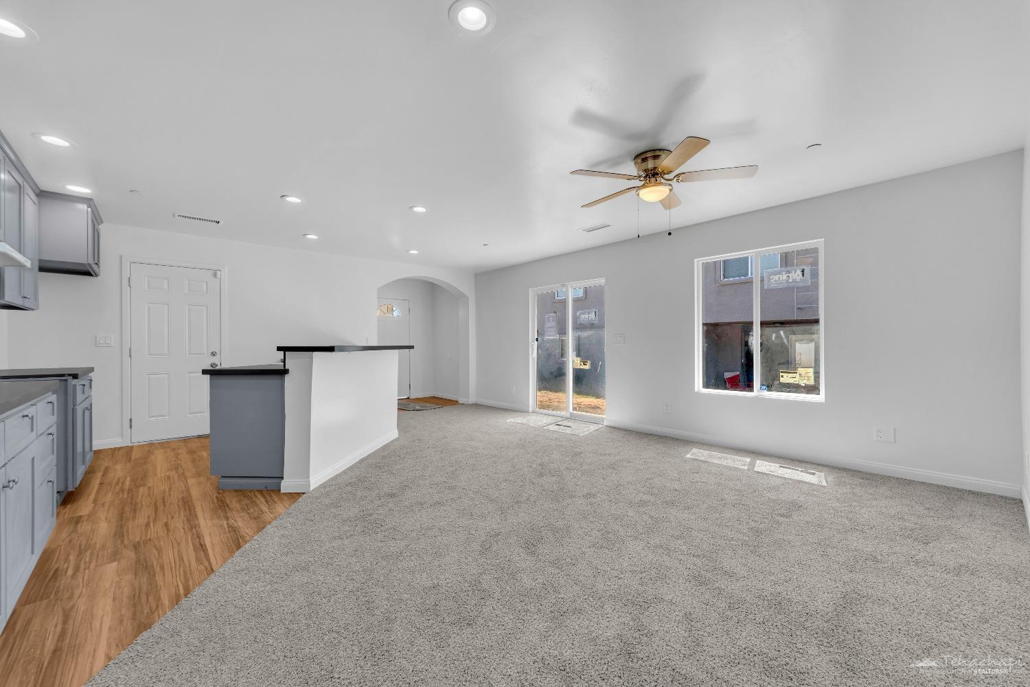 21605 Golden Star Boulevard