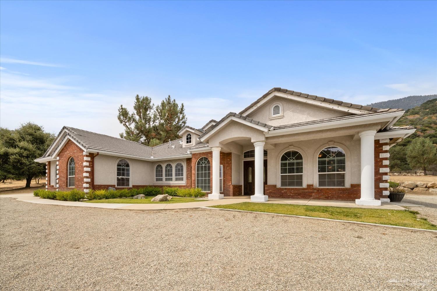 27905 Carlyle Springs Road