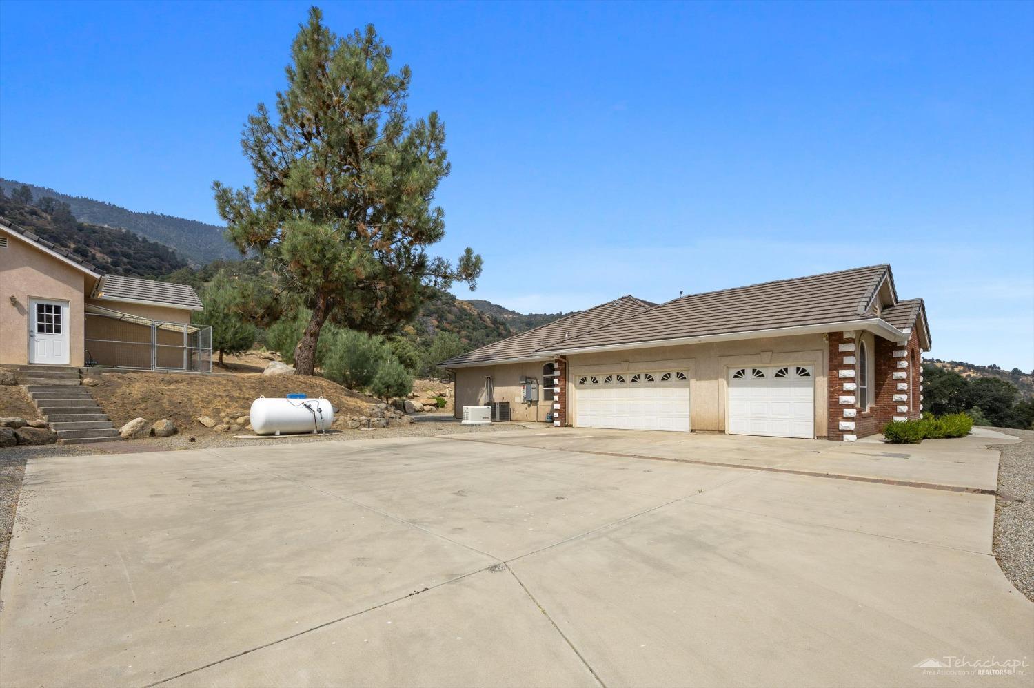 27905 Carlyle Springs Road