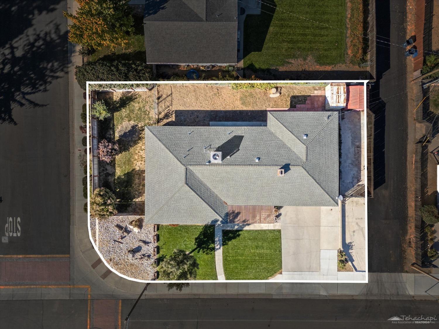 511 S Snyder Avenue