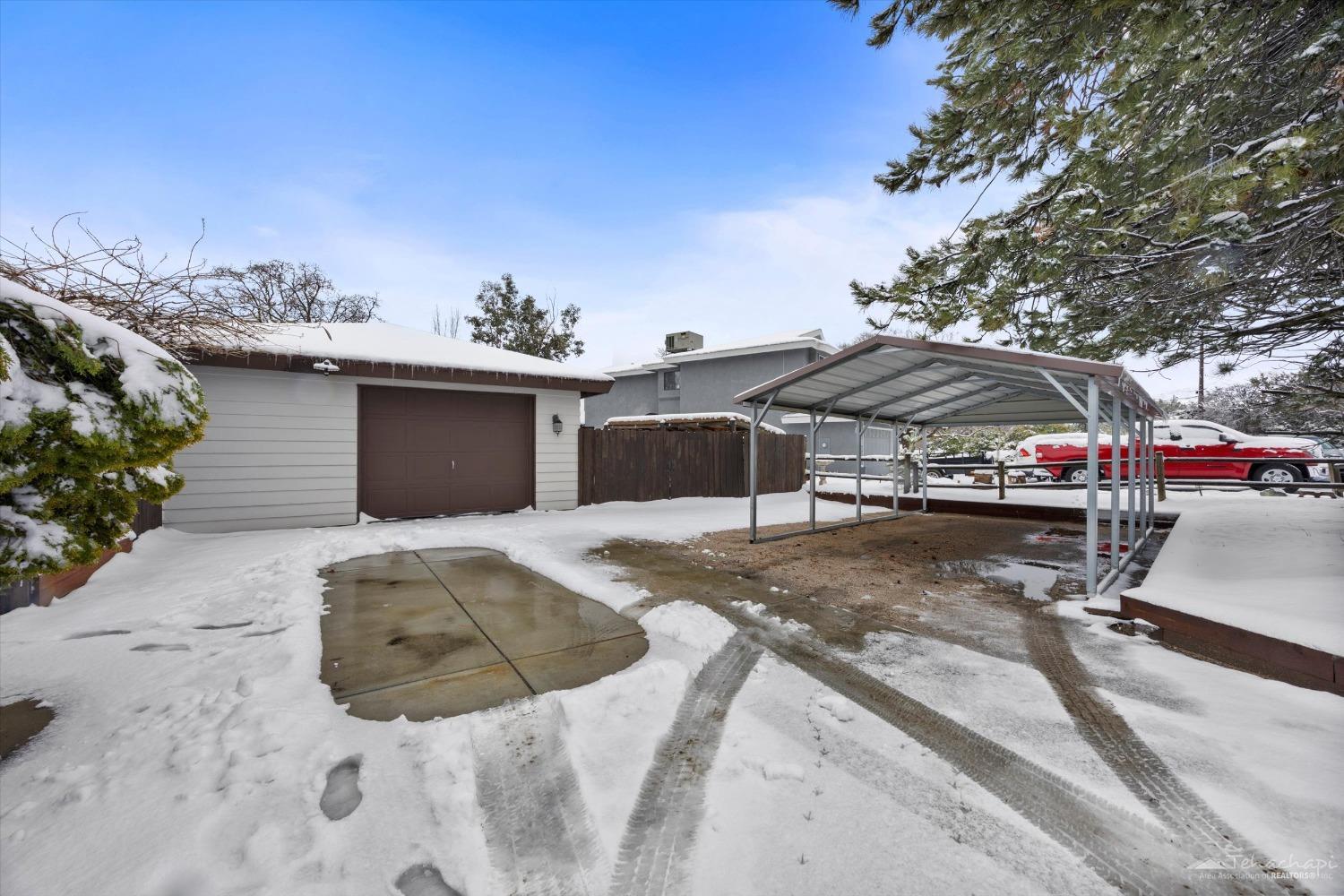 22860 Lake Drive