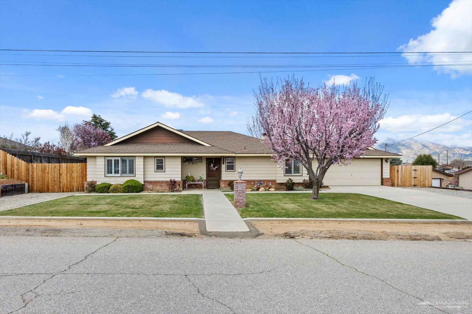 21811 San Gabriel Drive
