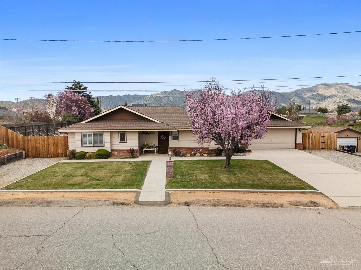 21811 San Gabriel Drive