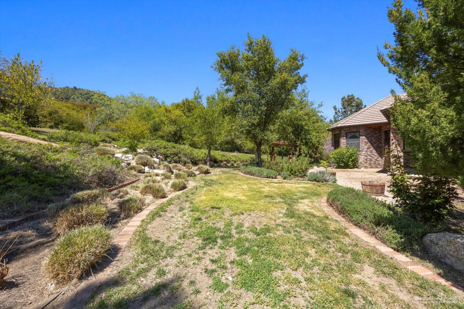 28641 Valley Oak Road