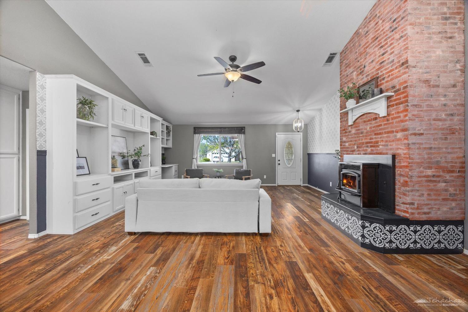 18450 Branding Iron Court