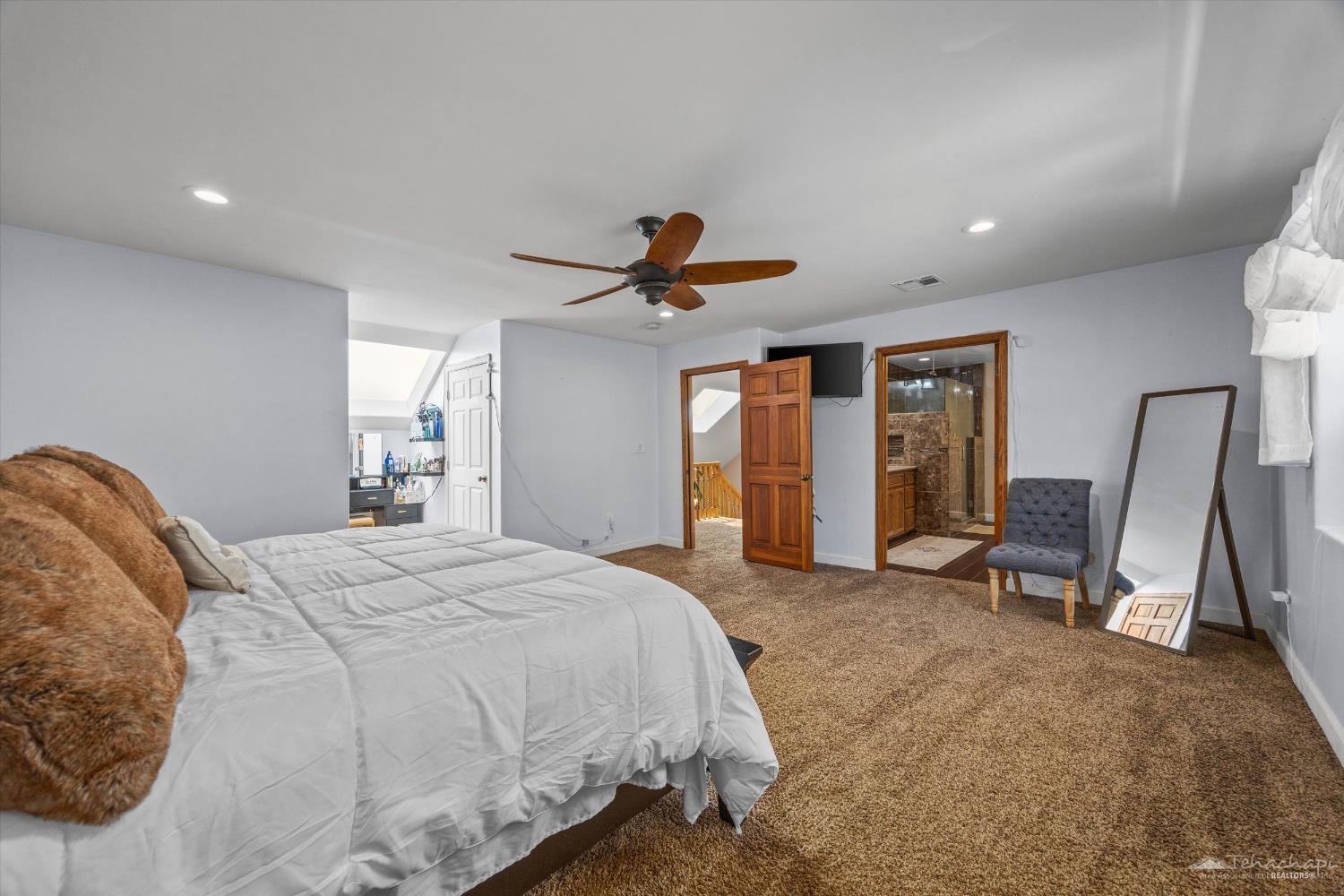 19437 Pine Summit Court