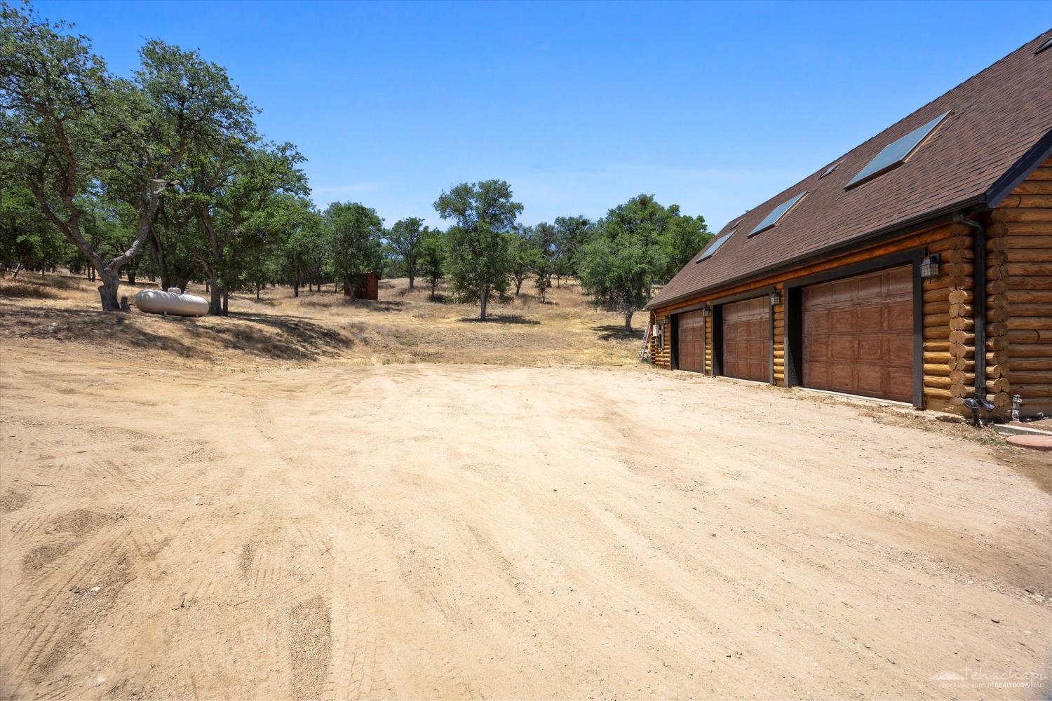19437 Pine Summit Court