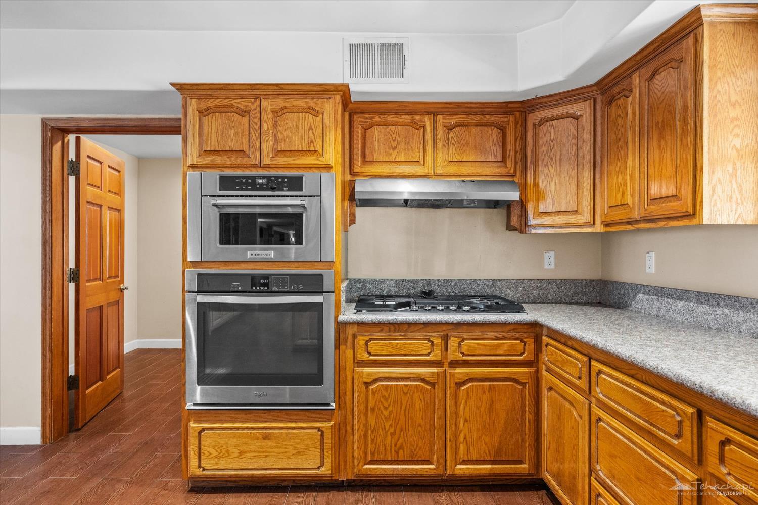 19437 Pine Summit Court