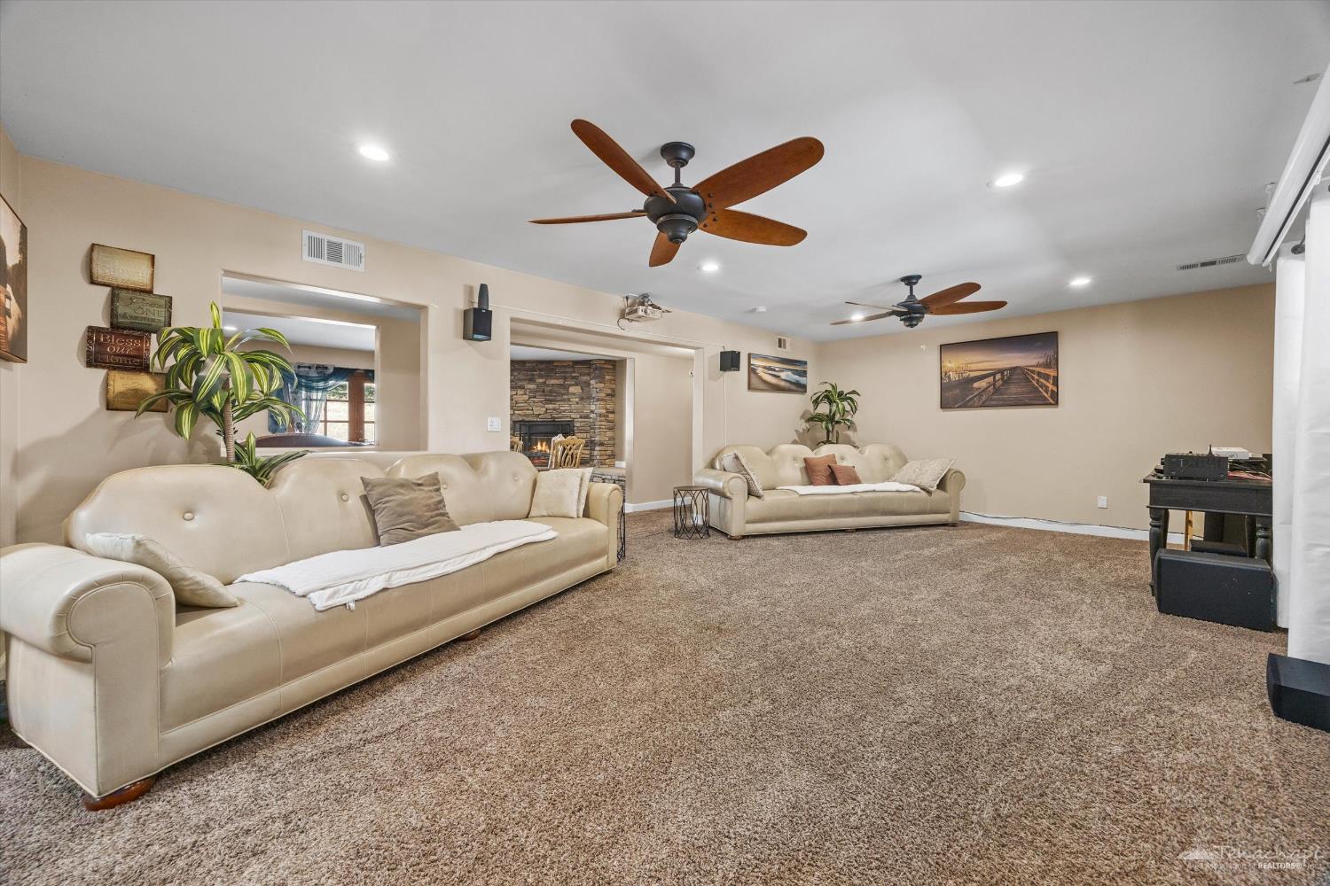 19437 Pine Summit Court