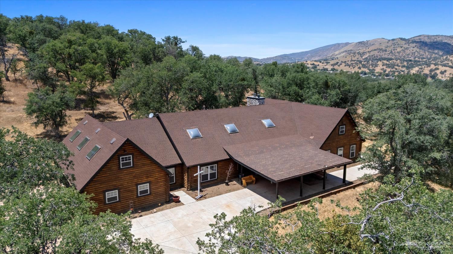 19437 Pine Summit Court