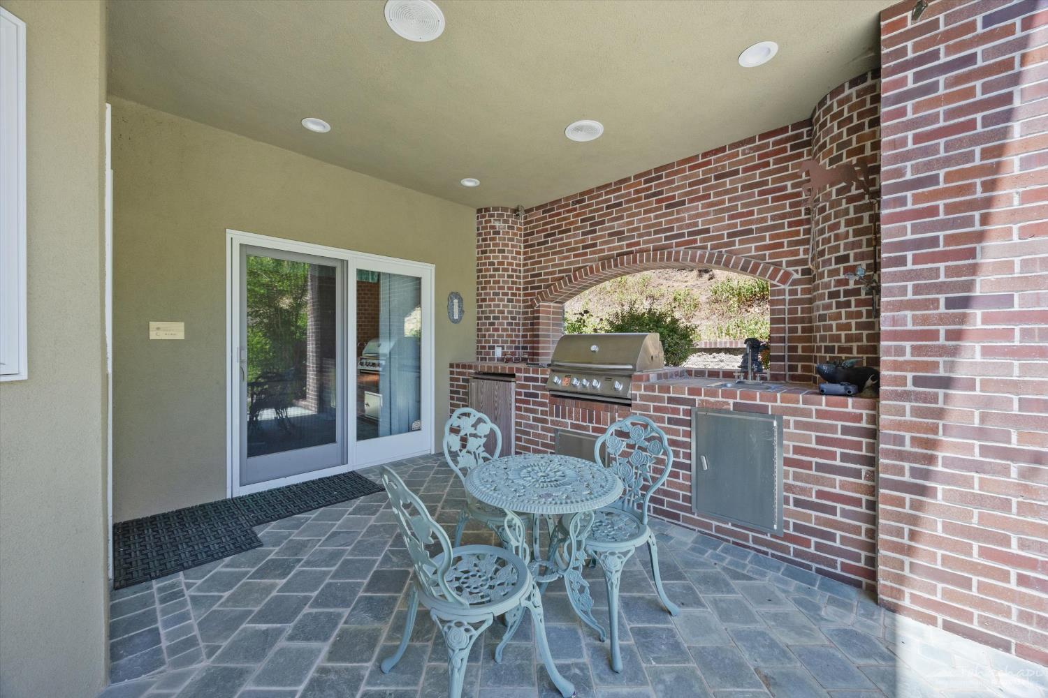 24120 Martingale Way