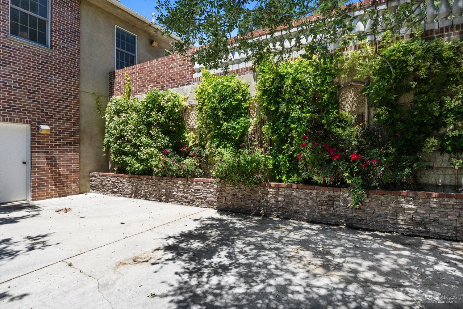 24120 Martingale Way
