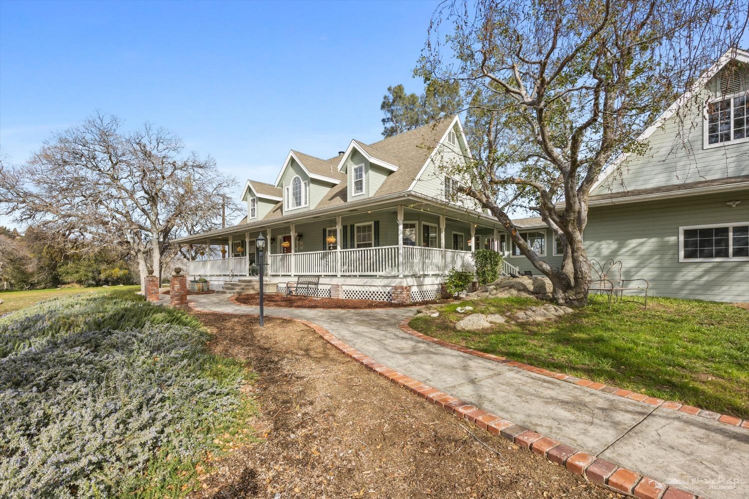 27612 Buckeye Canyon Road