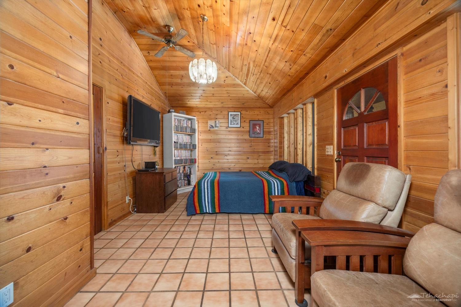 29972 Woodford Tehachapi Road