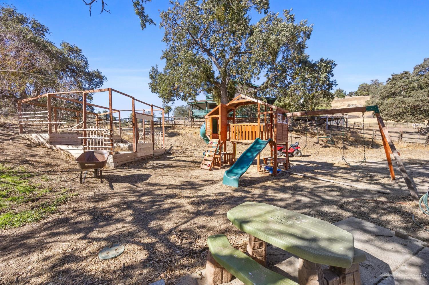 26001 Cumberland Road