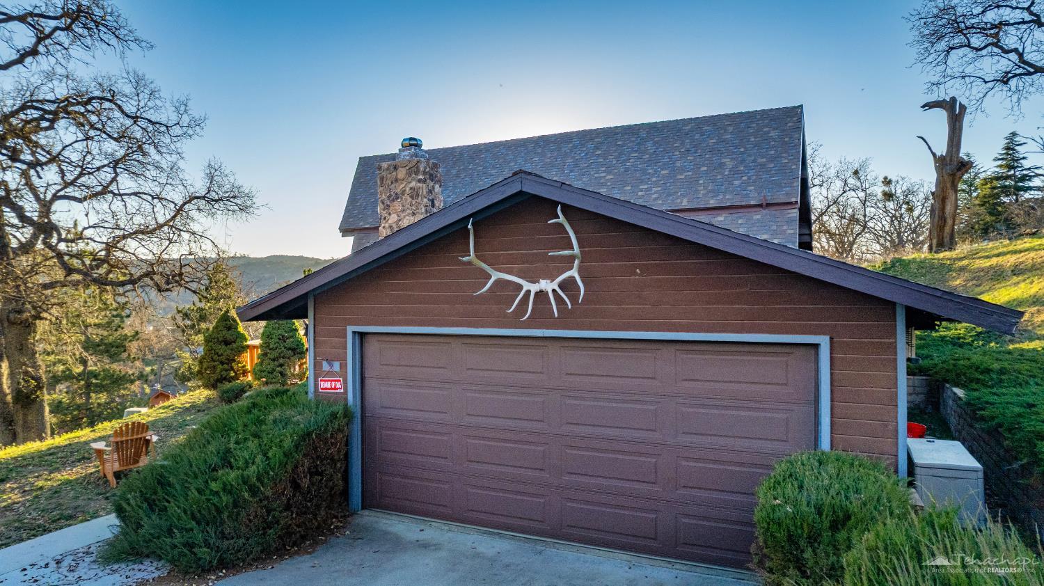 24450 Oaktree Court
