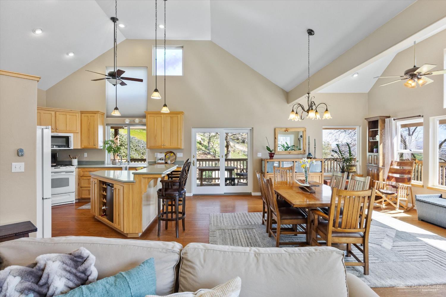 21805 Mountain Drive