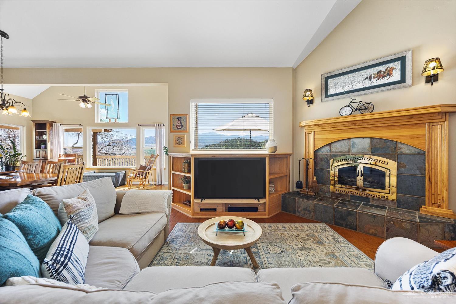 21805 Mountain Drive