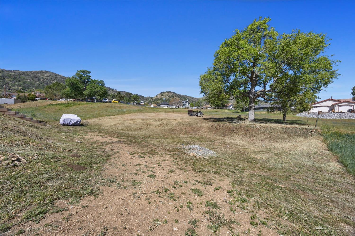 21405 Mountain Drive