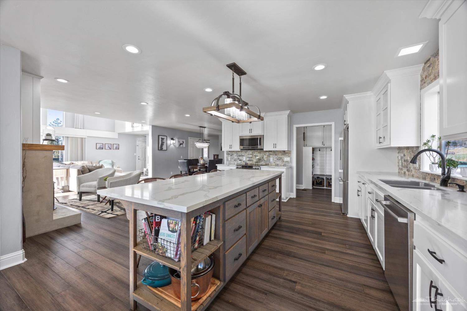 27240 Rebel Court
