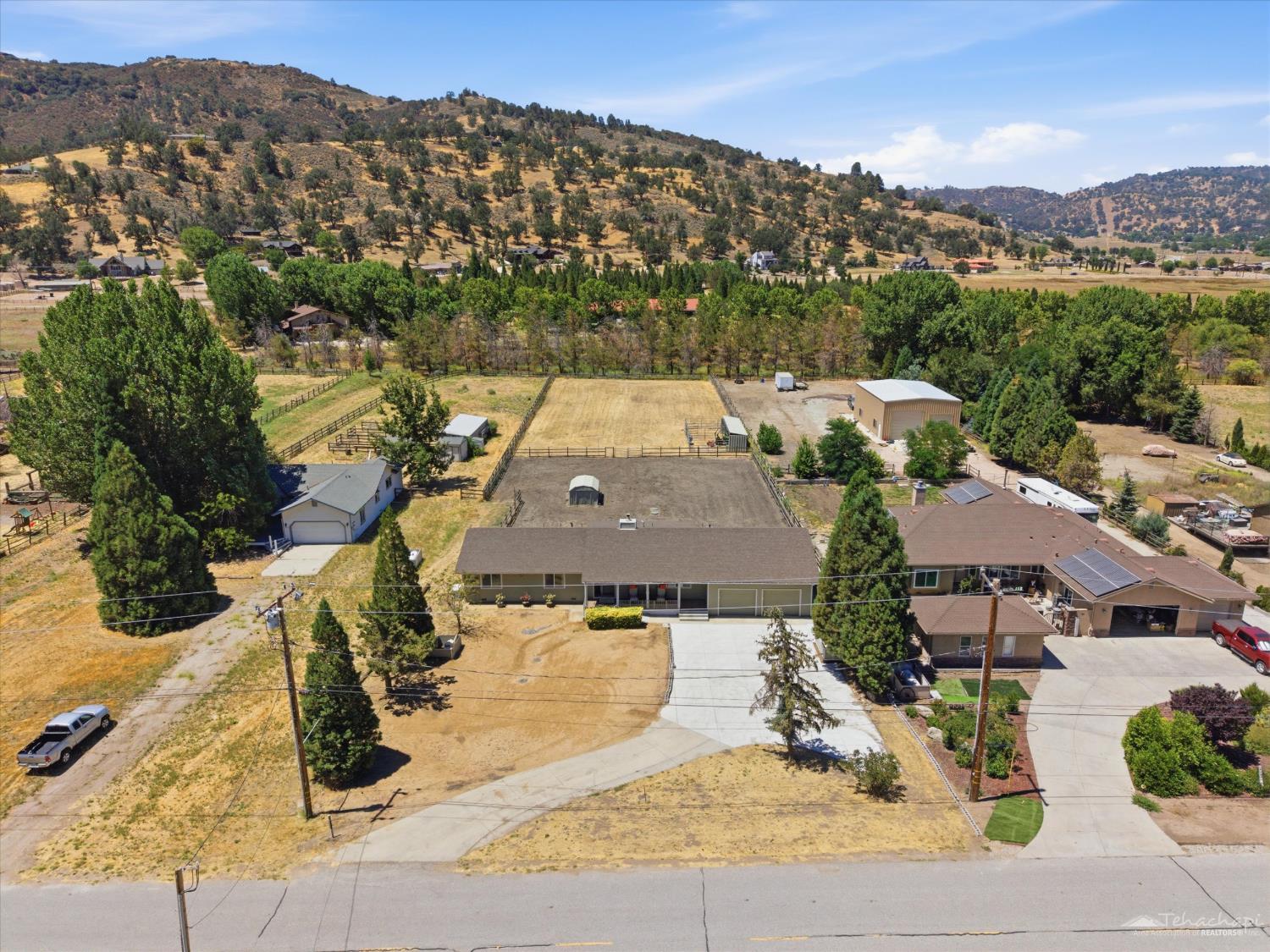 23461 Lakeview Drive