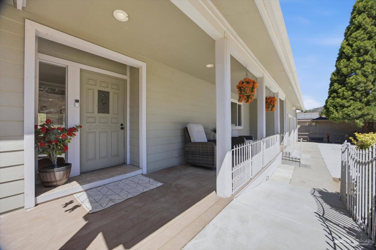 23461 Lakeview Drive