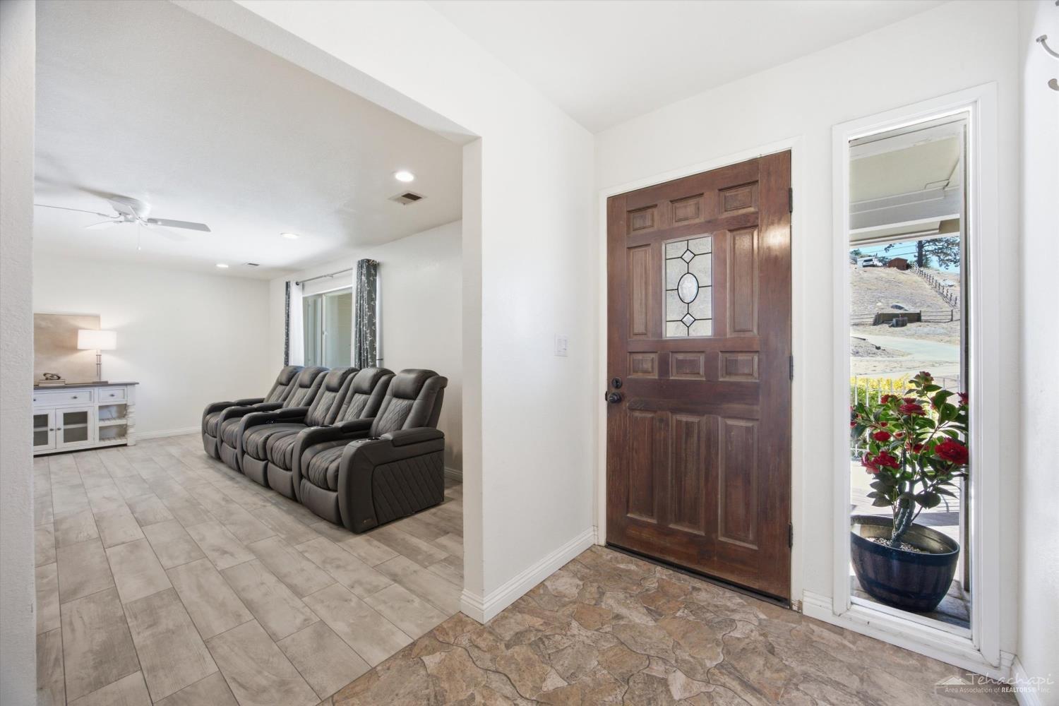 23461 Lakeview Drive