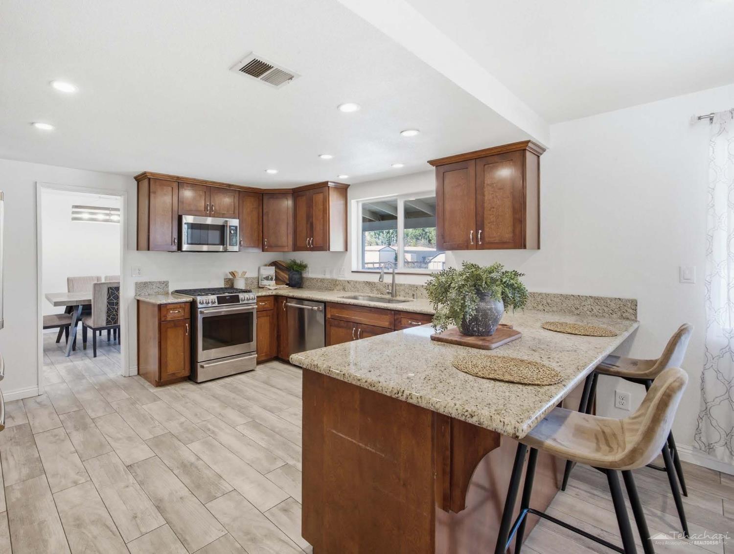 23461 Lakeview Drive