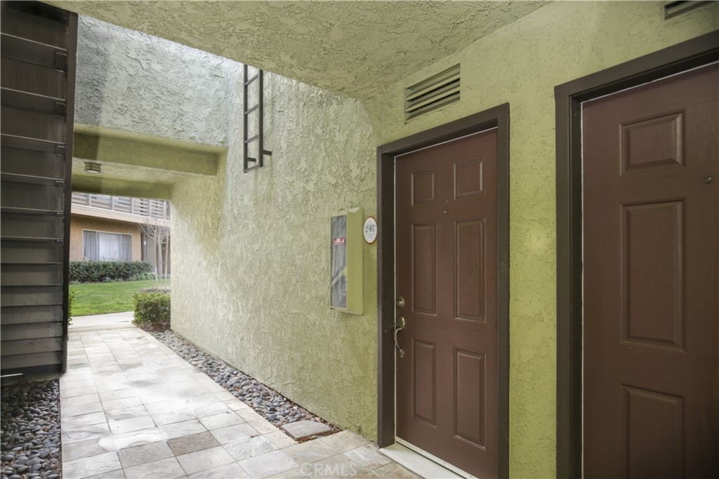 1456 W Lambert Road 247