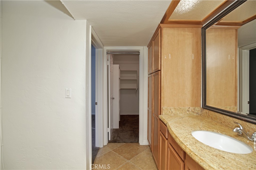 1456 W Lambert Road 247