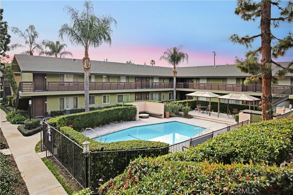 1456 W Lambert Road 247