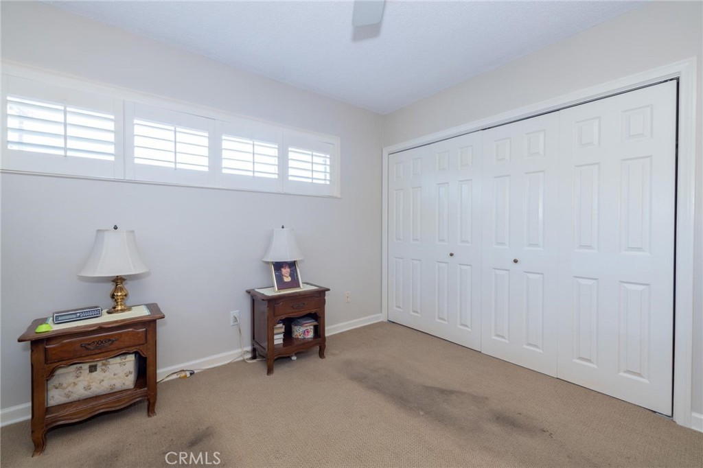 516 E Los Amigos Avenue