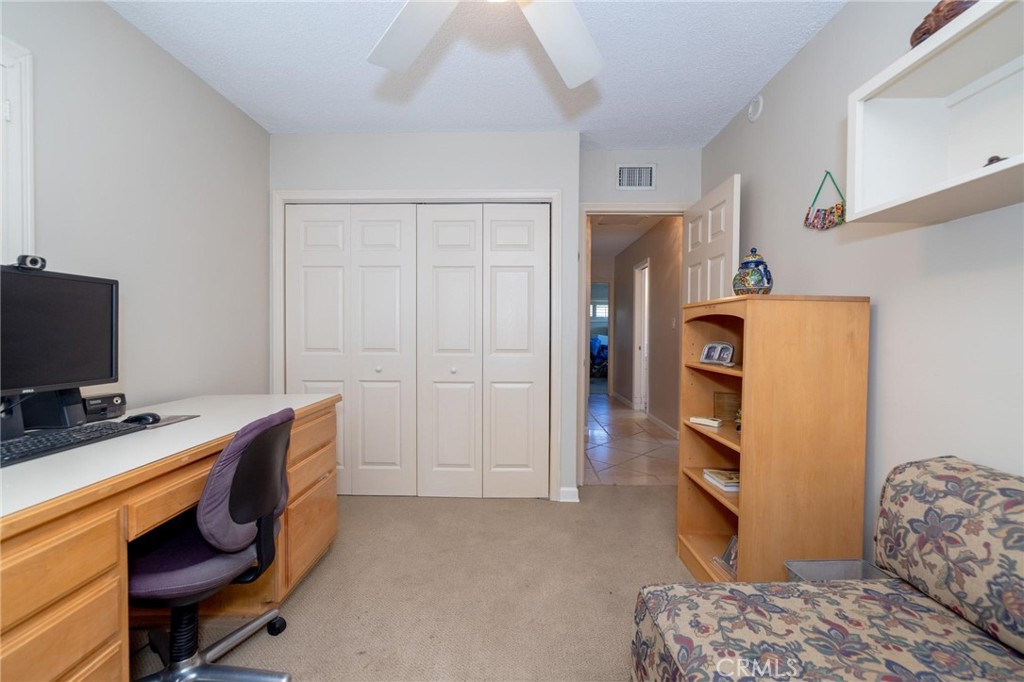 516 E Los Amigos Avenue