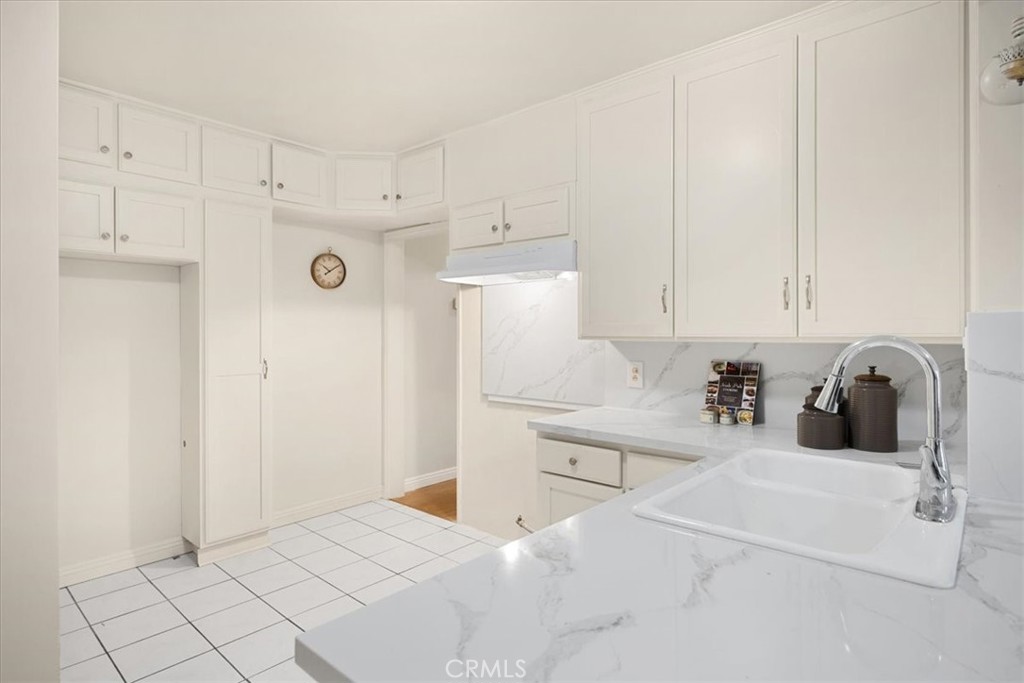 10718 Shellyfield Road