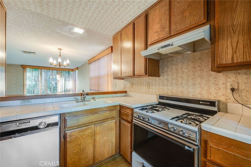 4140 Workman Mill 170