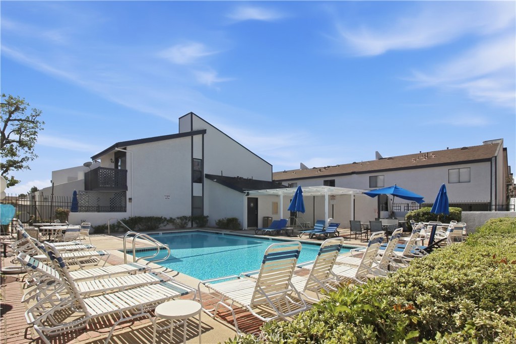 20821 E Calora St E6