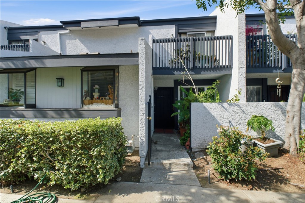 20821 E Calora St E6